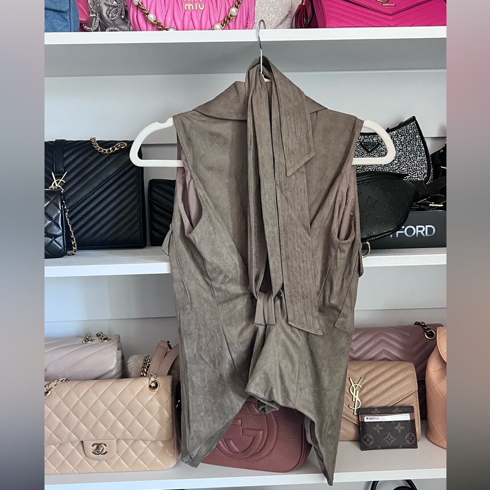 Revolve More To Come Aaliyah Faux Suede Vest in Dark Olive - NWT - Picture 10 of 10
